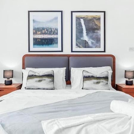 1 Bedroom Flat Piccadilly Sleep 7 In London Vr10 Εξωτερικό φωτογραφία