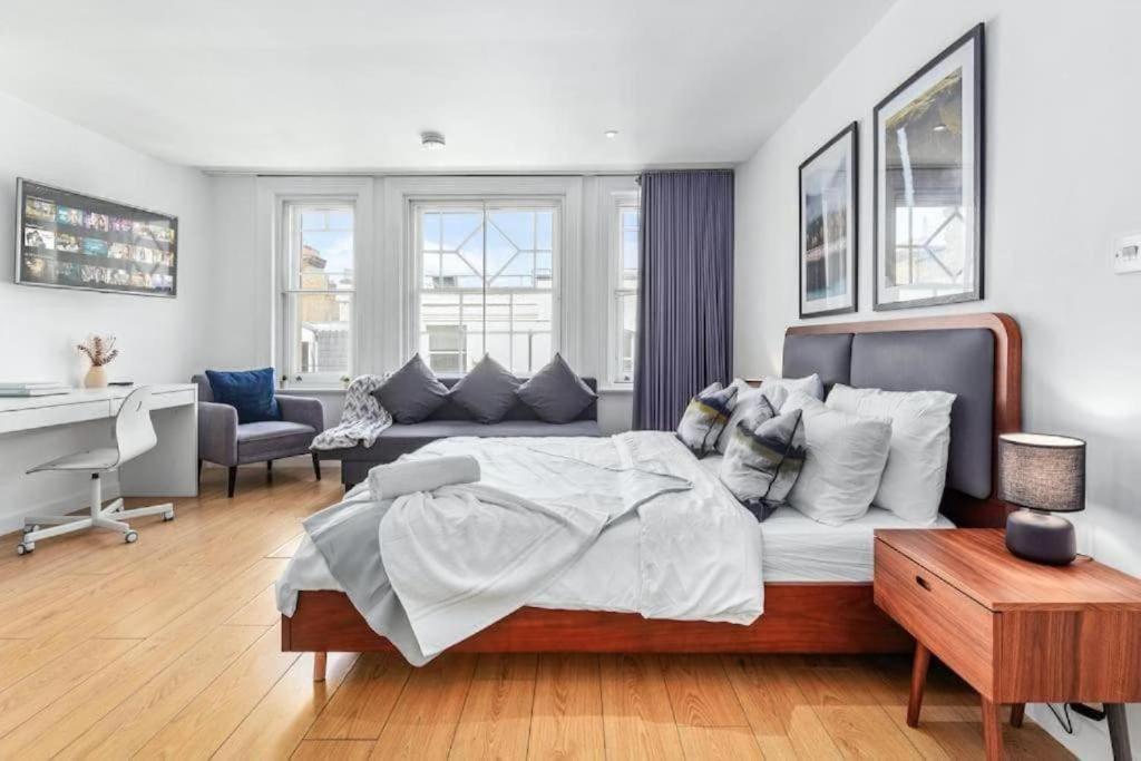 1 Bedroom Flat Piccadilly Sleep 7 In London Vr10 Εξωτερικό φωτογραφία
